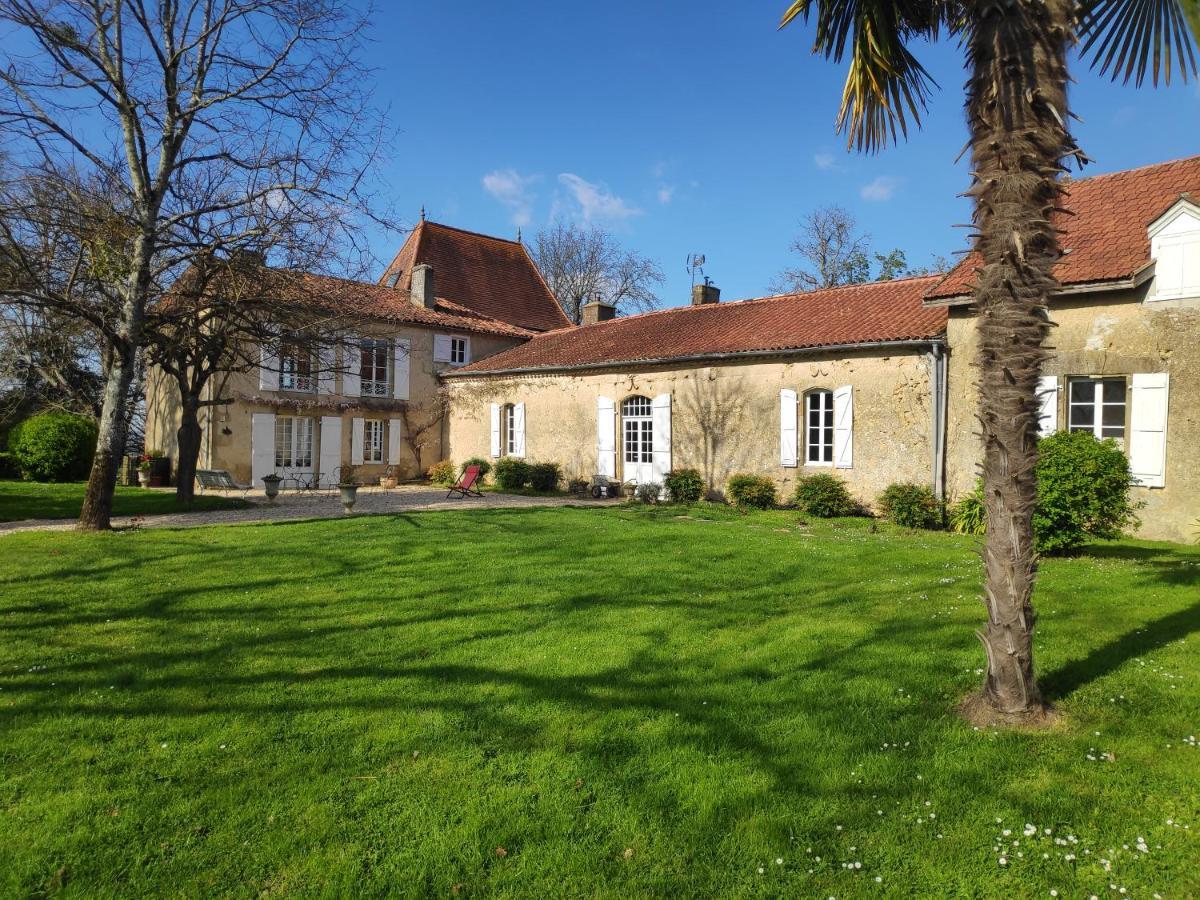 Au Chateau Juillac Dış mekan fotoğraf